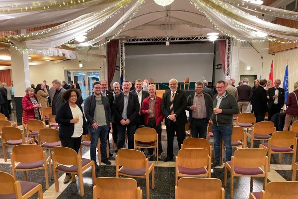 Die Teilnehmer der SPD Munster bei der feierlichen Ratssitzung (v.l): Melanie Bade, Domenéc Pietsch, Detlef Rogosch, Tasja Wendt, Rainer Behrens, Marco Tews, Detlef Rothe, Michael Klingbeil, Mario Pietsch und Sven Gutknecht.
